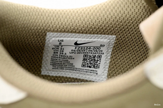 Boostmaster lin Travis FZ3124-200 Jordan 1 Low x Scott Golf Air 0717